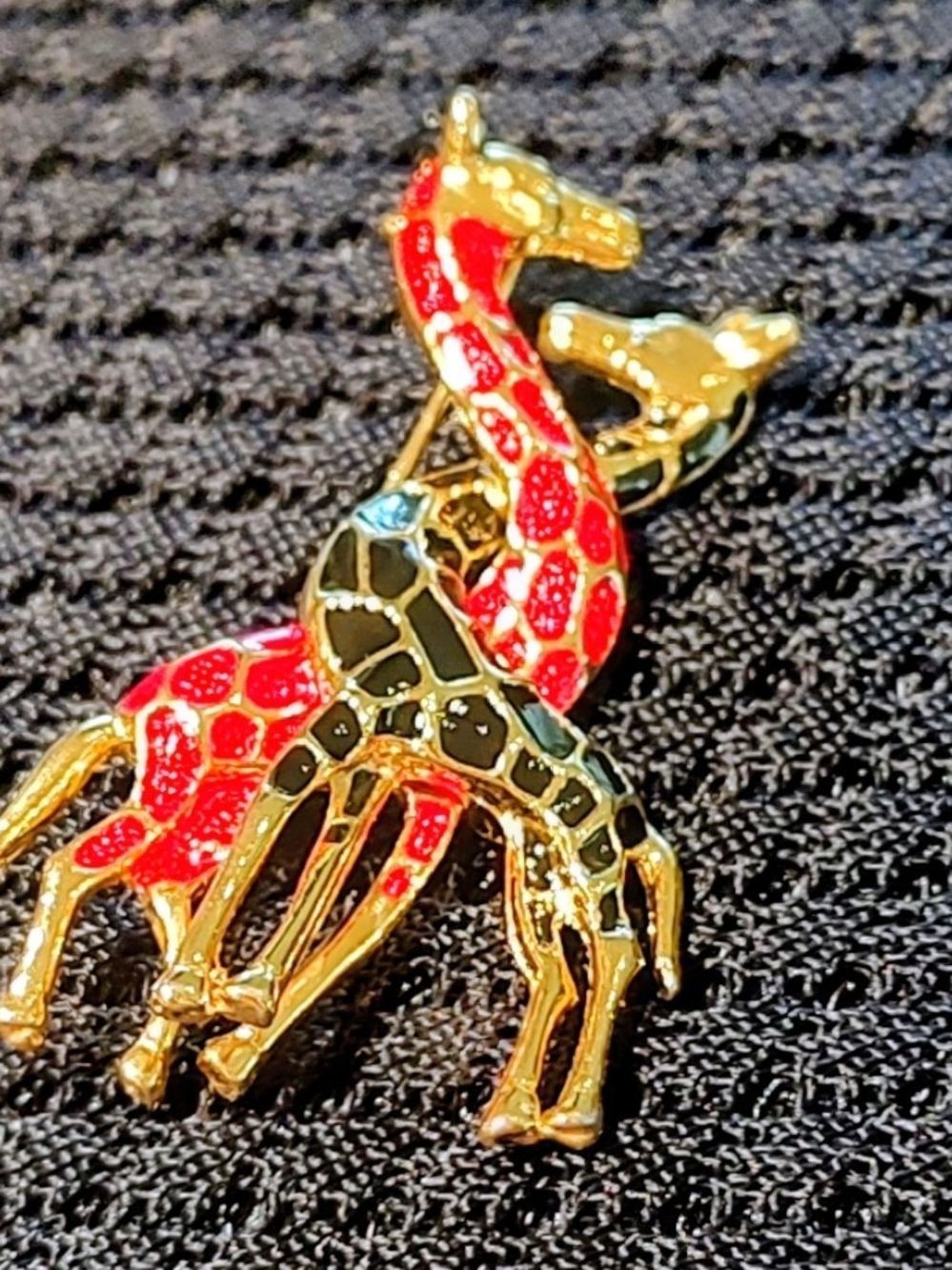 Gold-Tone Giraffe Enamel Brooch in Red & Black